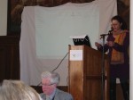 Anne intervenant pour la 'Commission Culturelle'